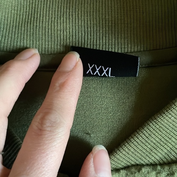 Zyia Green & Black Sherpa Fleece Zip Up - Picture 7 of 8